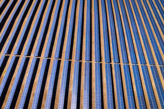 Climate Change: India's Renewable Energy Push Amid Global Crisis