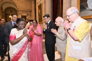 Stephen Knapp Greeted by President Murmu